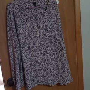 Long sleeve flowy shirt
